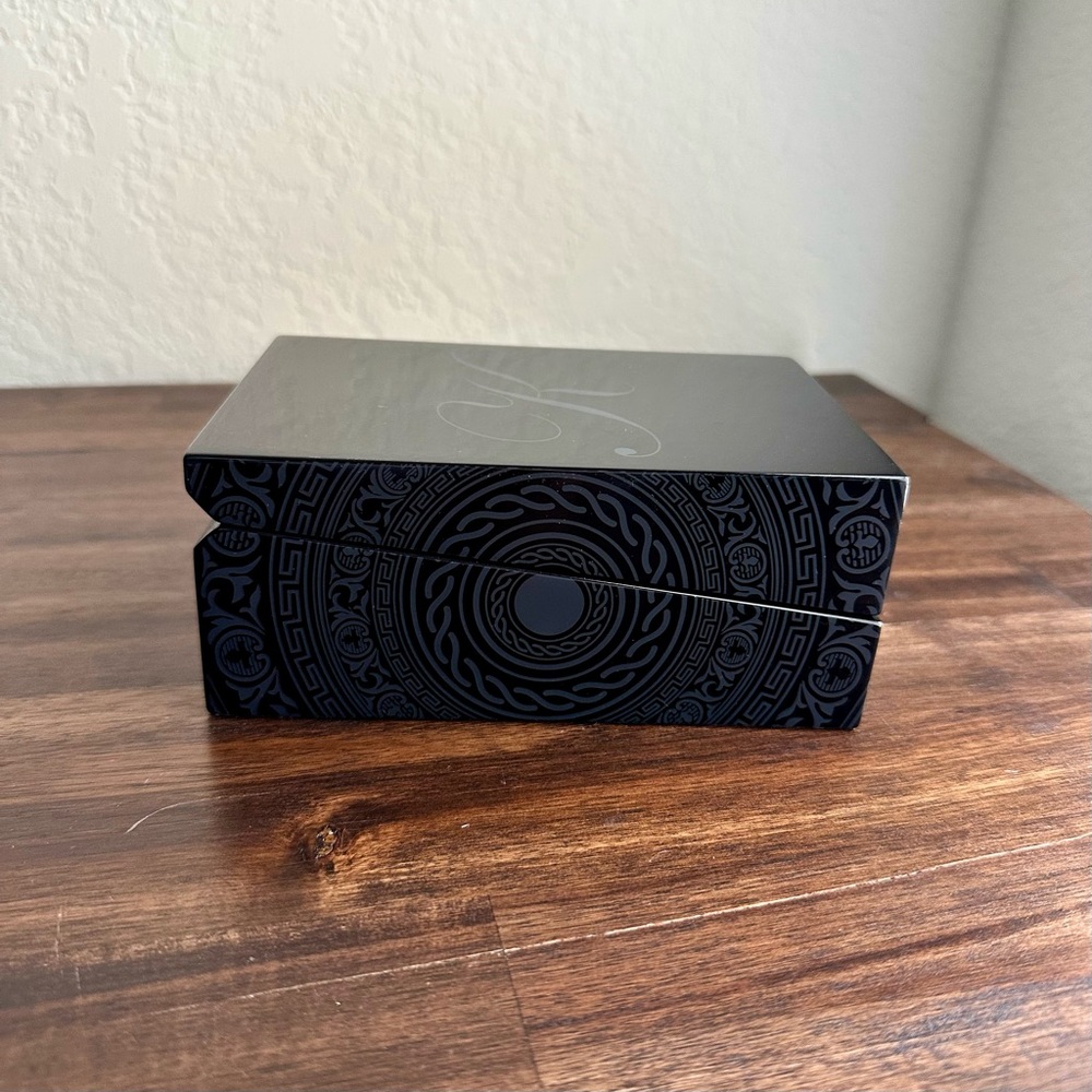 SIGNED Sacred Wood by Kilian Perfume in Elegant Box - Picture 7 of 10